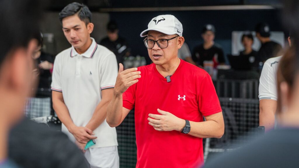 TS. Lý Quí Trung chia sẻ về mong muốn xây dựng cộng đồng thể thao tại buổi tập Pickleball