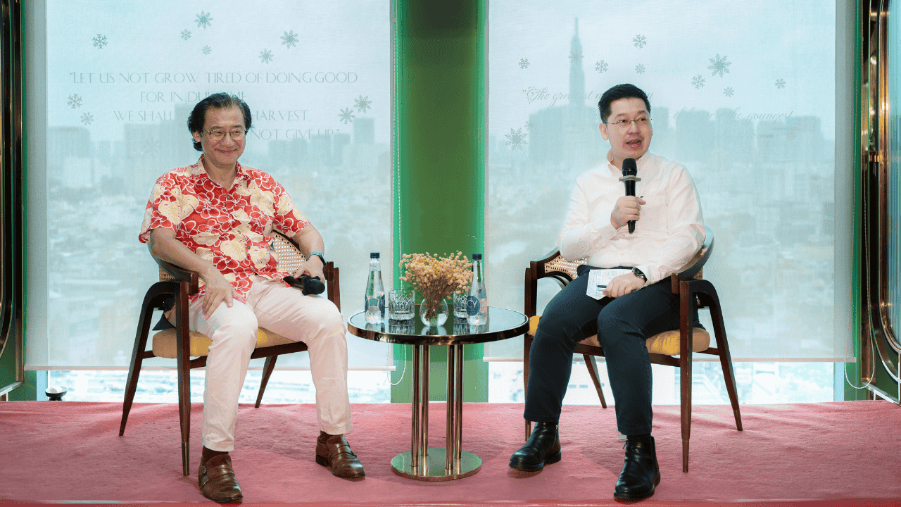 Ông Nguyễn Trần Quang và TS. Đoàn Đức Minh tại LQT Talk #16 
