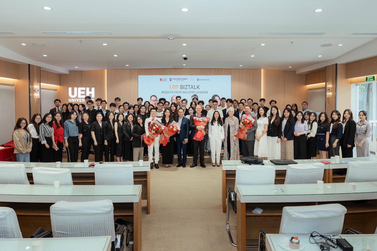 Toàn thể sinh viên, diễn giả và khách mời tại LQT BizTalk
